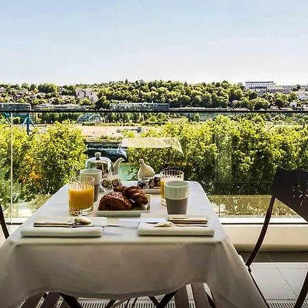 Vue Sur Seine Musicale Guest house 4*